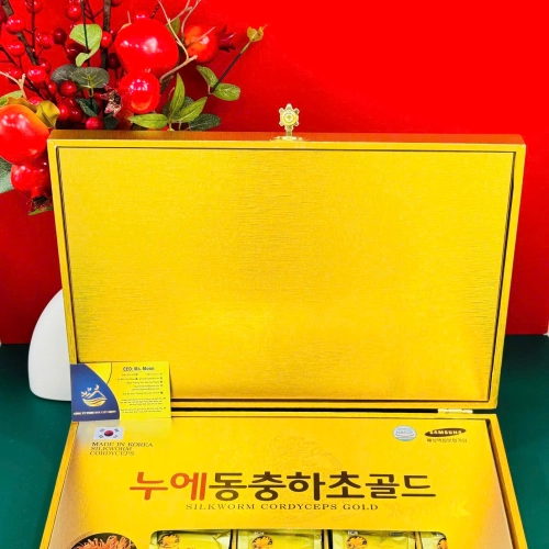 NƯỚC ĐÔNG TRÙNG HẠ THẢO HỘP GỖ CAO CẤP GOLD KING HÀN QUỐC